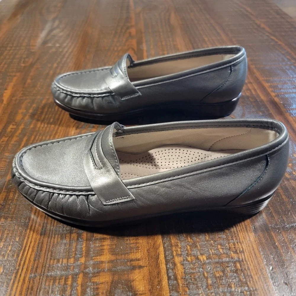 SAS Womens Wink Loafer Tripad Comfort Slip On In Pewter Discontinued Size 8 W